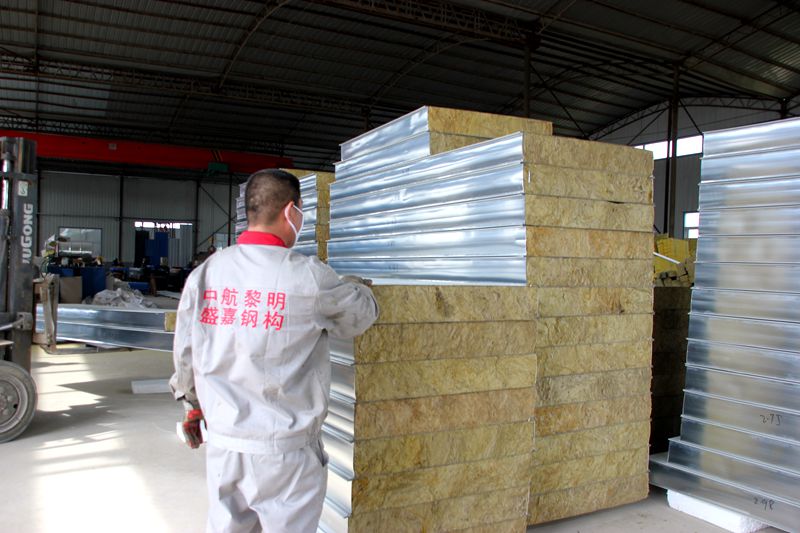 岩棉复合夹芯板