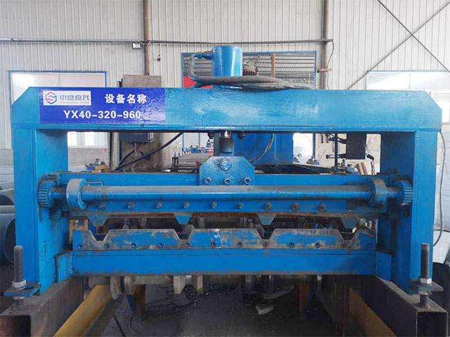 �ʸְ�ӹ��豸�����֣�